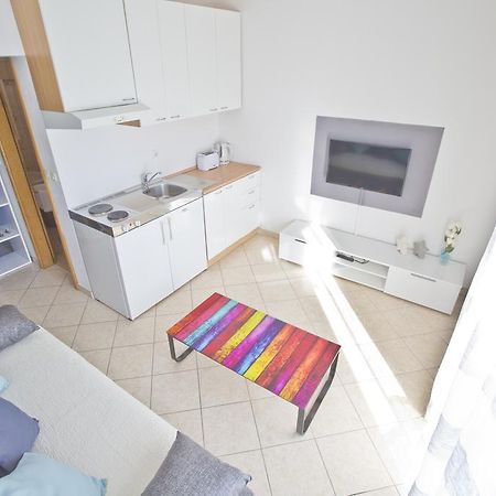 Apartment Zdravka Хвар Экстерьер фото